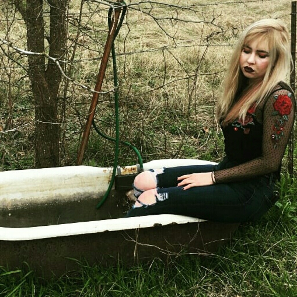 Meet your Posher, Olivia